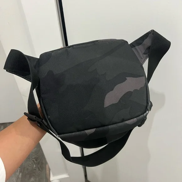 Herschel Supply Company Black Camo Hip Pack - Picture 5 of 5